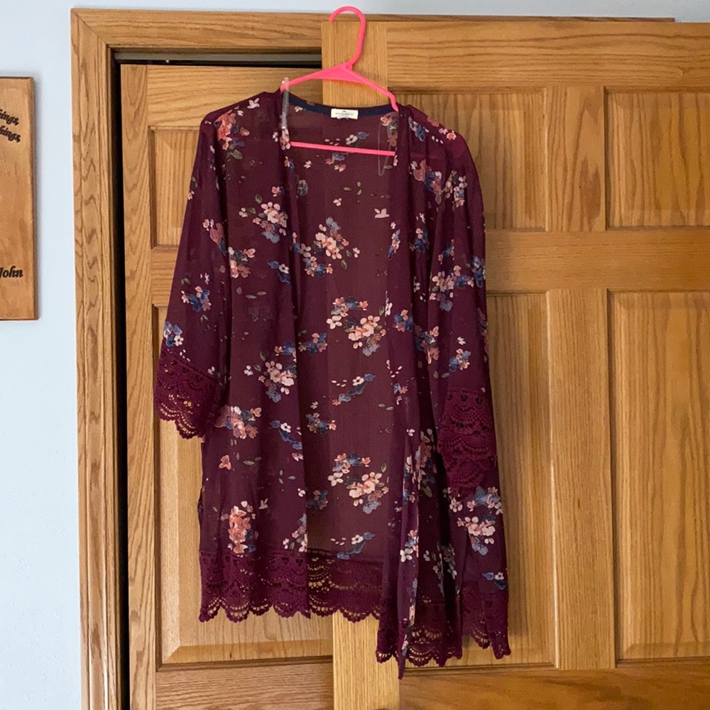Mason and Belle Burgundy Kimono